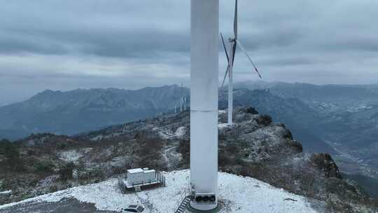 冬季航拍重庆南川风吹村风力发电场合集