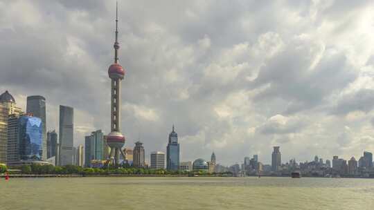 上海浦东新区陆家嘴黄浦江游轮游船延时