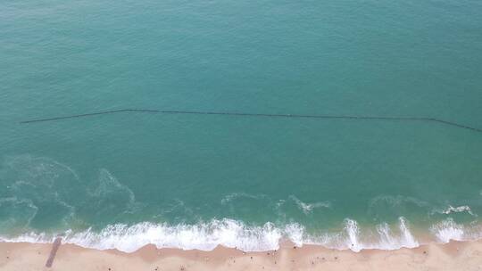 俯拍海浪海水海边航拍大海潮水海滩沙滩浪花