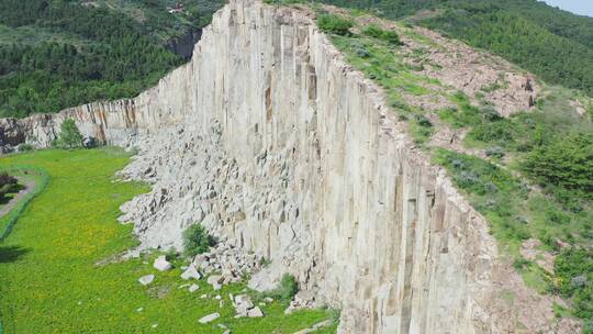 青岛即墨马山石林柱状节理