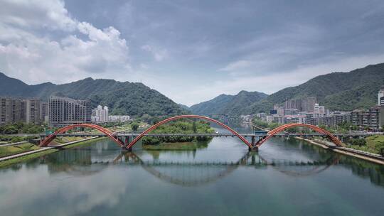 航拍杭州建德新安江彩虹桥