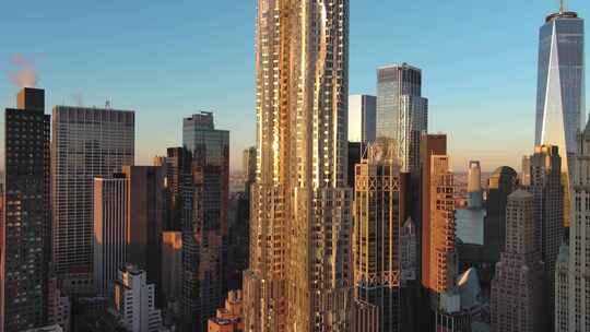 城市航拍纽约曼哈顿华尔街市中心摩天大楼