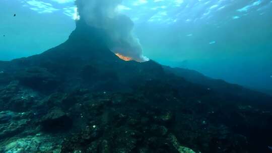 海底火山喷发的壮观景象