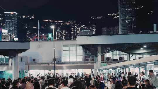 香港跨年夜人头蹿动街景