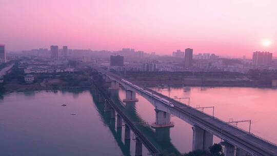 跨江大桥上高铁动车航拍镜头视频素材模板下载