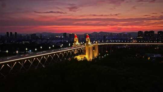 南京长江大桥晚霞夜景航拍风光