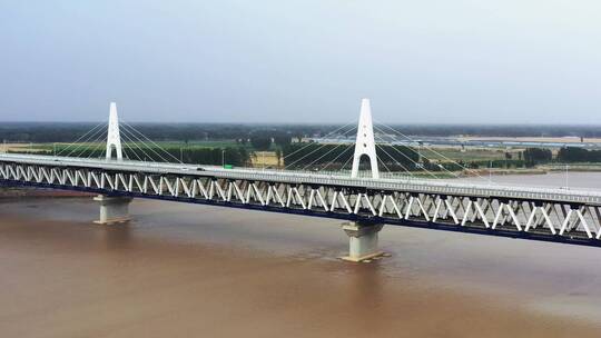 黄河大桥高速公路航拍