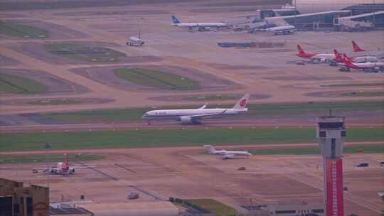 8K深圳机场起飞的中国国际航空客机1