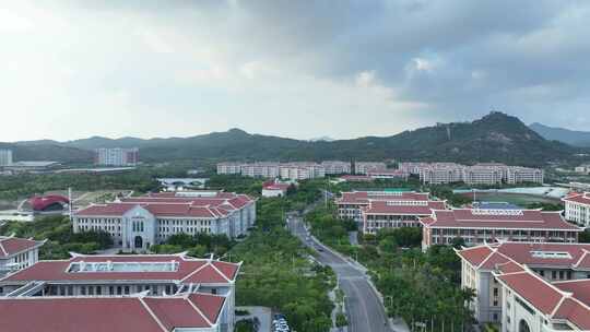 厦门大学航拍校园建筑风光学校风景教学楼