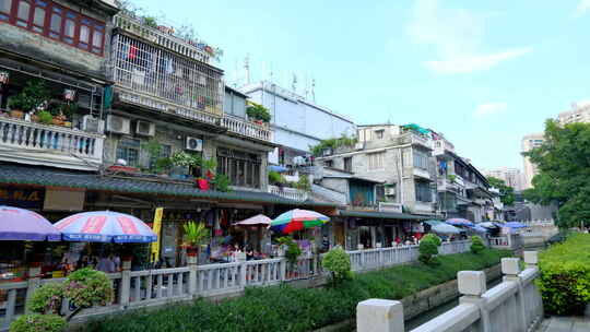 沿河老街商铺街景
