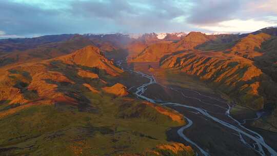 山，通行证，黄金时间，河流