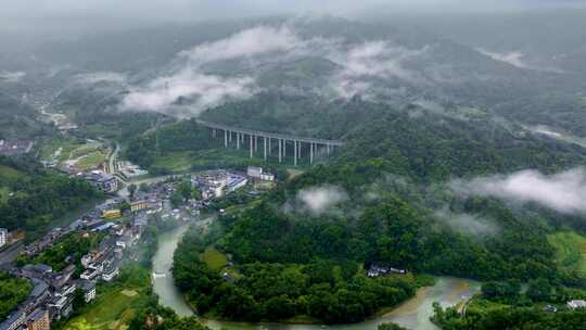 4K延时航拍桂林龙胜龙脊小镇云海美景