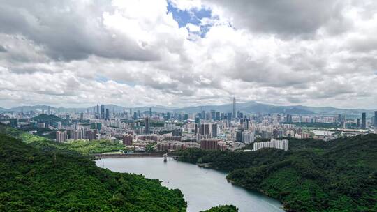 梅林后山看福田CBD