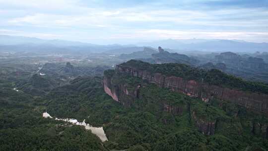 航拍韶关丹霞地貌 丹霞山阳元峰长老峰景区