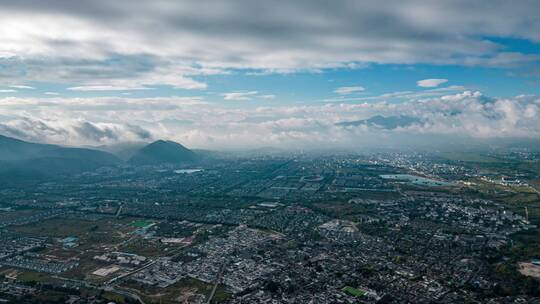 丽江束河古镇航拍移动延时