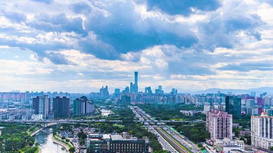 中国北京夏季国贸CBD城市天际线大气流云