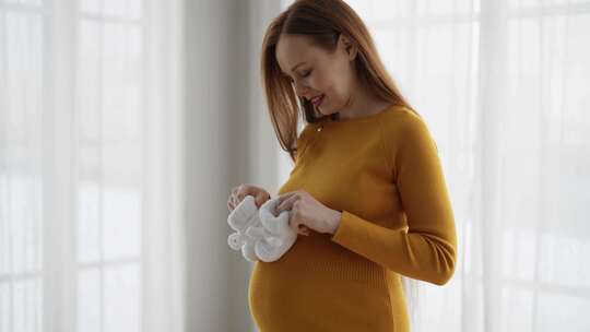 孕妇，女人，婴儿鞋，婴儿撞