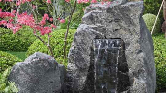 园林石头小景流水杜鹃花