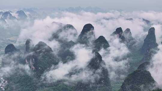 桂林山水云雾