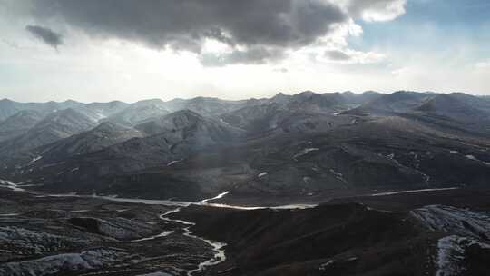 青海拉脊山云海雪山航拍4K视频