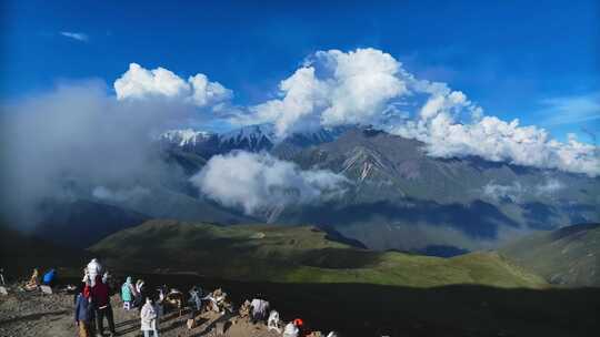 川西贡嘎雪山子梅垭口航拍