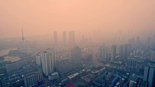 城市雾霾天气