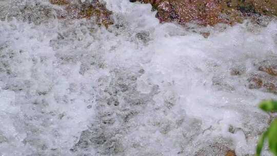 河边流水河流河水小溪山泉泉水流体液体水流