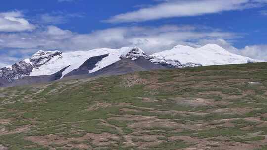 西藏普莫雍错雪山航拍高清在线视频素材下载