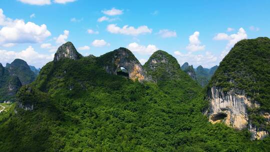 广西桂林山水阳朔月亮山视频素材模板下载