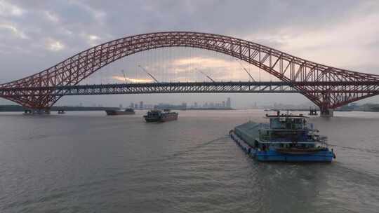 航拍广州明珠湾大桥轮船经过视频素材模板下载