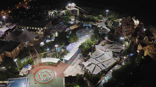 航拍上海玛雅水上乐园游乐设施夜景全景