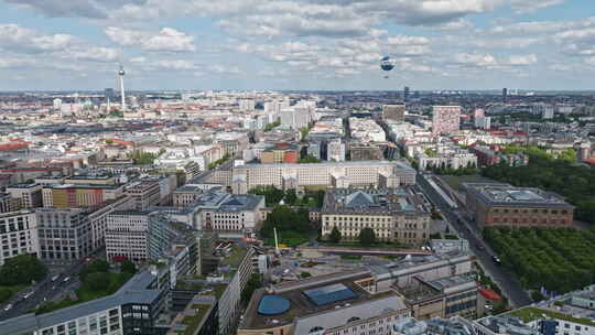 德国柏林米特区的鸟瞰图。