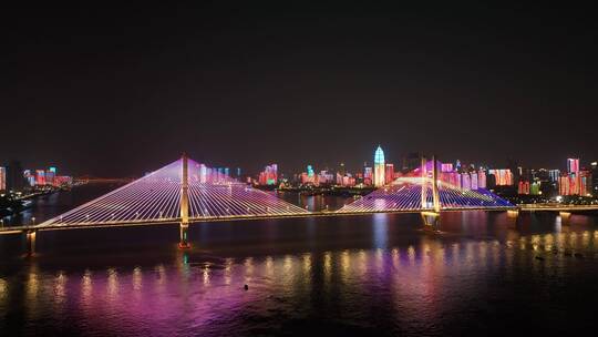 武汉长江二桥，平视横移镜头