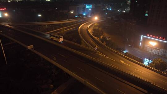 疫情下洛阳城市交通夜景视频素材模板下载