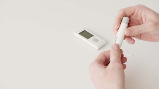 糖尿病居家血糖监测检查视频素材模板下载