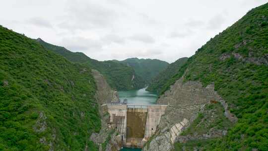 甘肃陇南成县磨坝峡水库 青山绿水