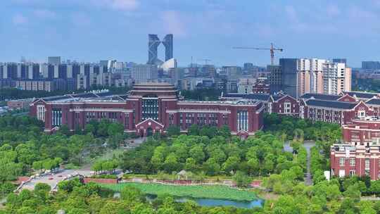 航拍上海临港 临港新片区  上海建桥学院