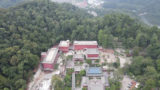 4K航拍贵州贵阳黔灵山4A景区弘福寺