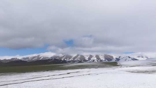 航拍青藏高原青海祁连山脉天境祁连雪山雪景