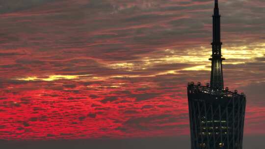 广东广州市满天晚霞背景下的广州塔航拍镜头