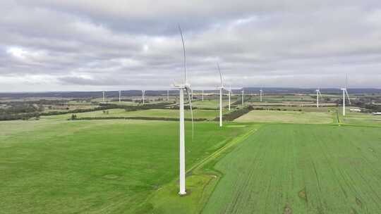无人机航拍风力发电清洁能源风力发电机