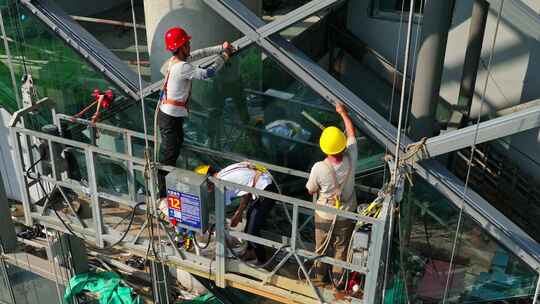 航拍高空作业建筑工地