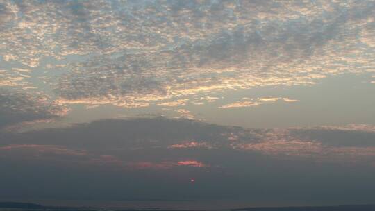 航拍天空彩霞晚霞日落夕阳