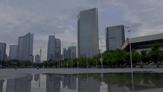 2023雨后广州珠江新城建筑群