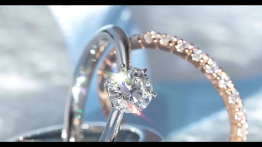 钻石珠宝特写高端首饰项链戒指三金三银婚礼视频素材模板下载