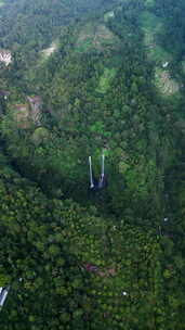 瀑布俯视图丛林Sekumpul瀑布无人机