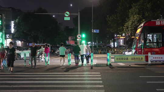 温州瓯江畔步道夜景风光