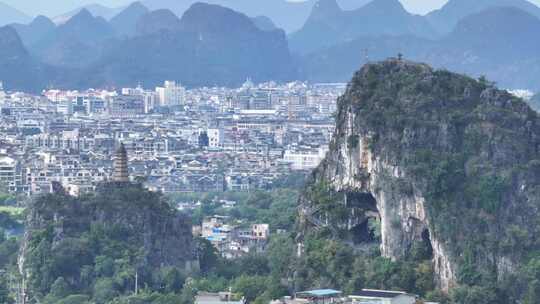 中国广西壮族自治区桂林市七星区穿山景区