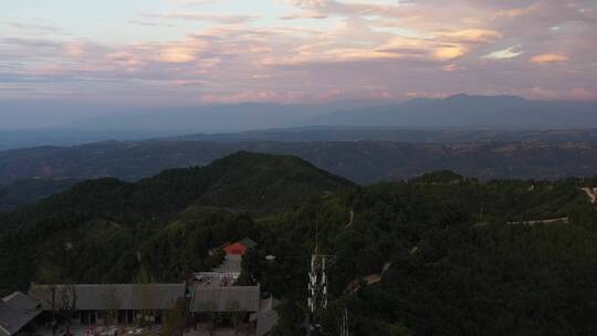 骊山盘山路