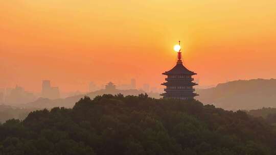 航拍清晨日出杭州西湖风景区雷峰塔建筑同框